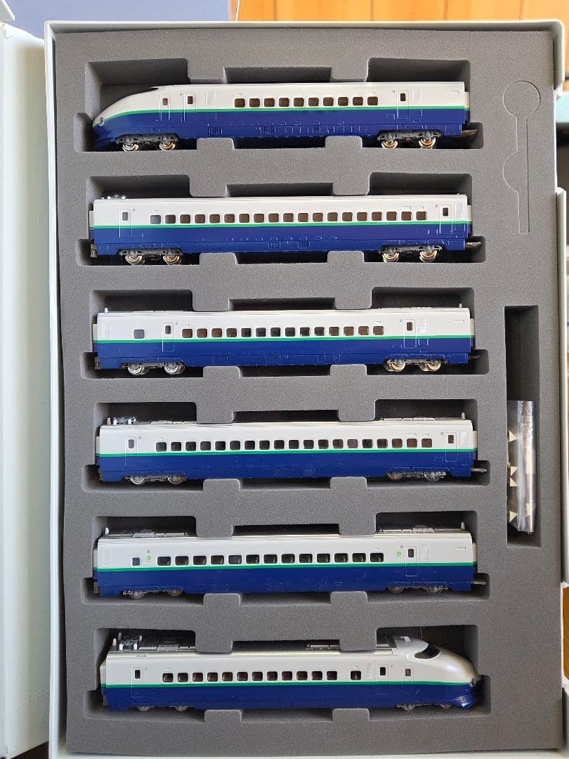 TOMIX 200系東北・上越新幹線リニューアル編成 10両セット 98754他