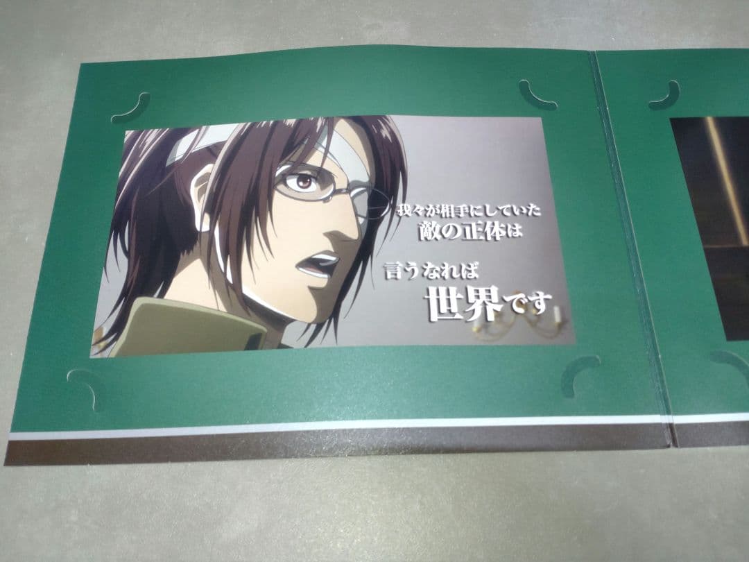 USJ　進撃の巨人　フォト＆台紙　リヴァイ　ハンジ　クロノイド