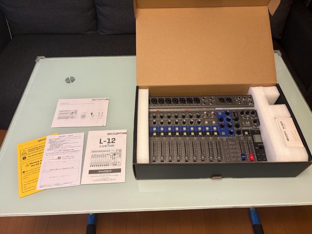 Zoom LiveTrak L-12（ズーム ライブトラック L-12）