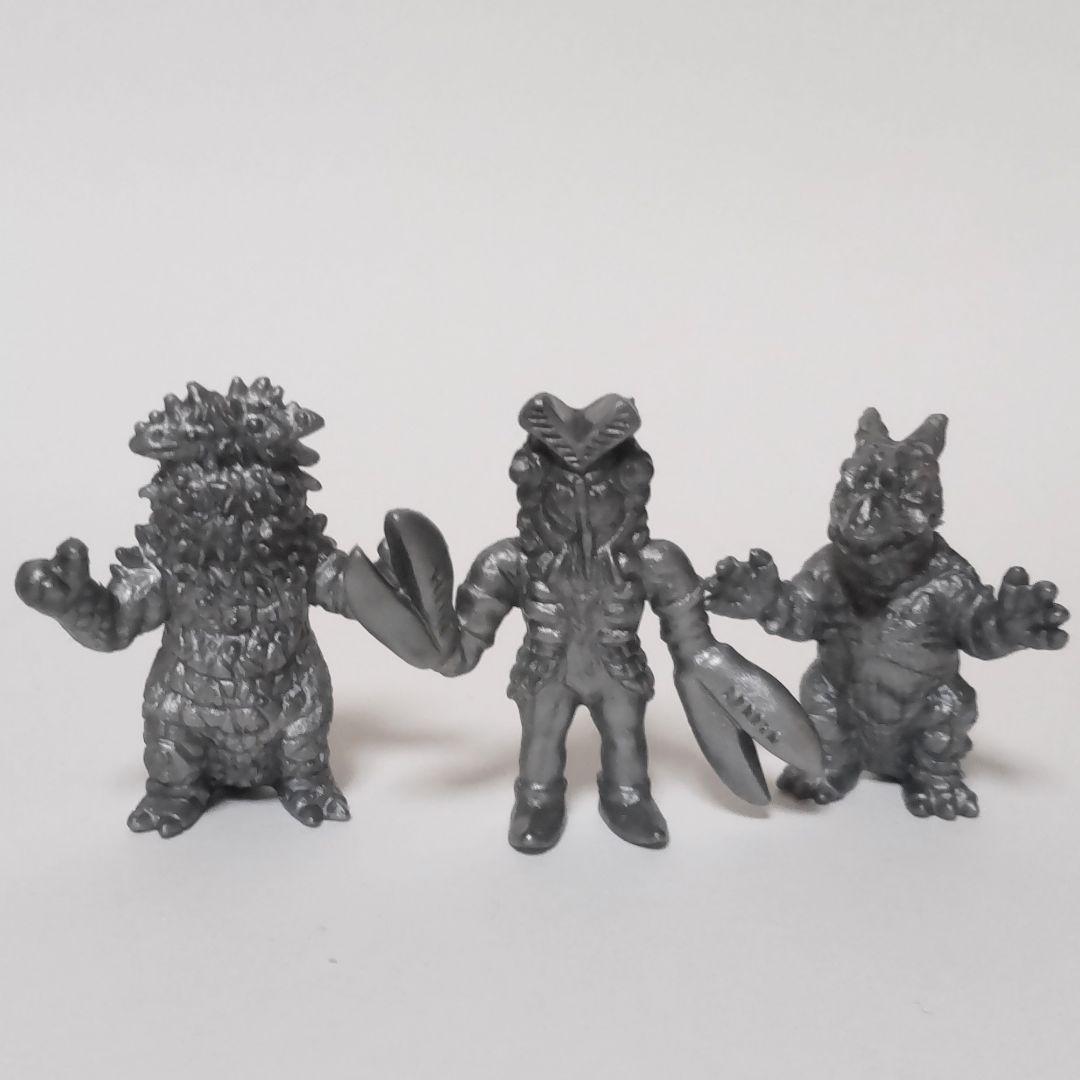 ぐんじょうさん用★コレ338,347　ウルトラマン怪獣消しゴム