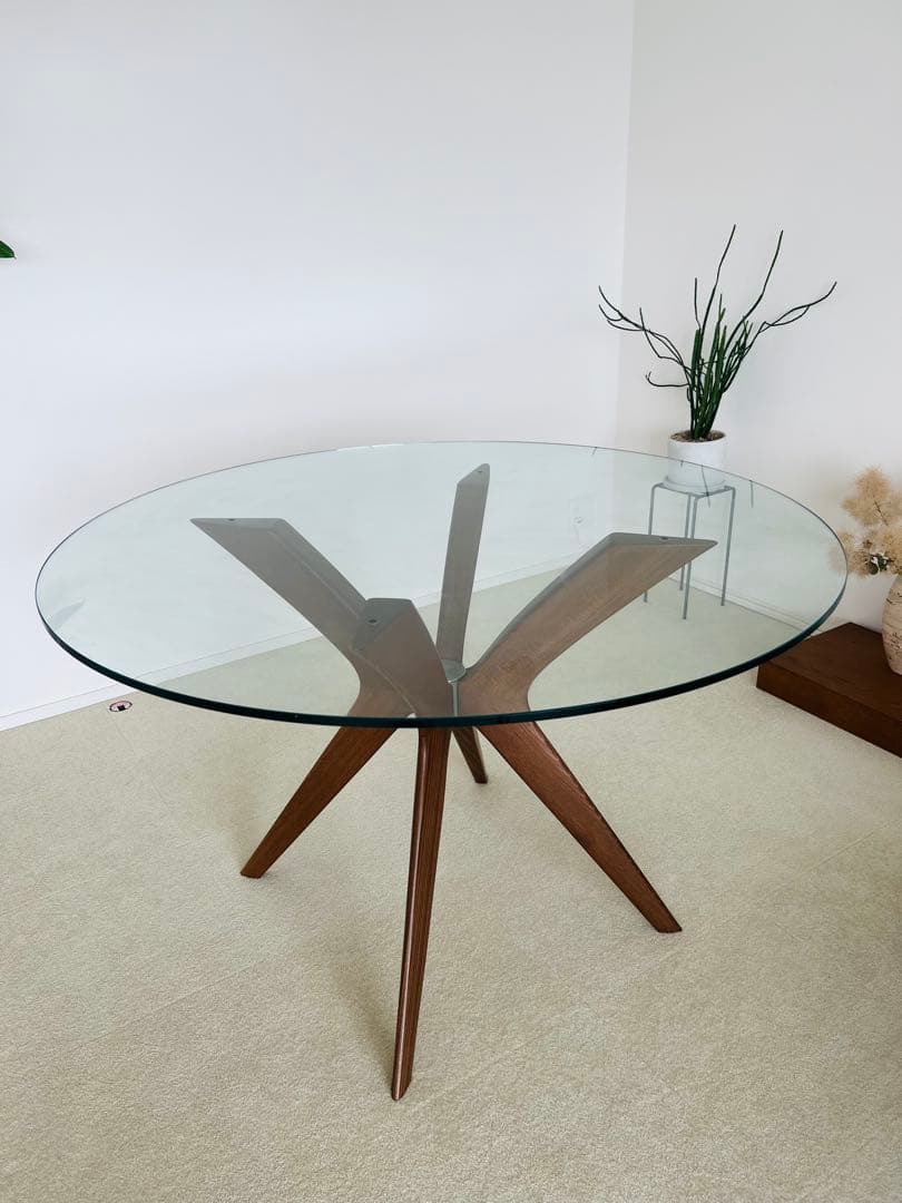 カリガリス 円形 ガラステーブル