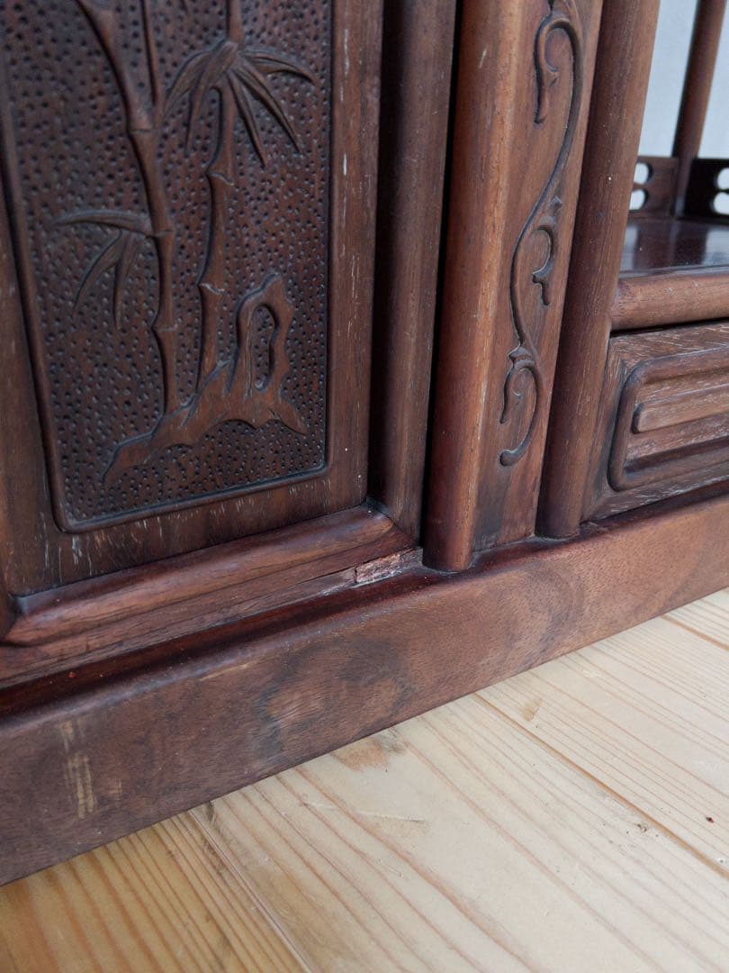 茶箪笥 天然木 茶棚 和風 和室家具 唐草透彫 高級家具 透かし彫り