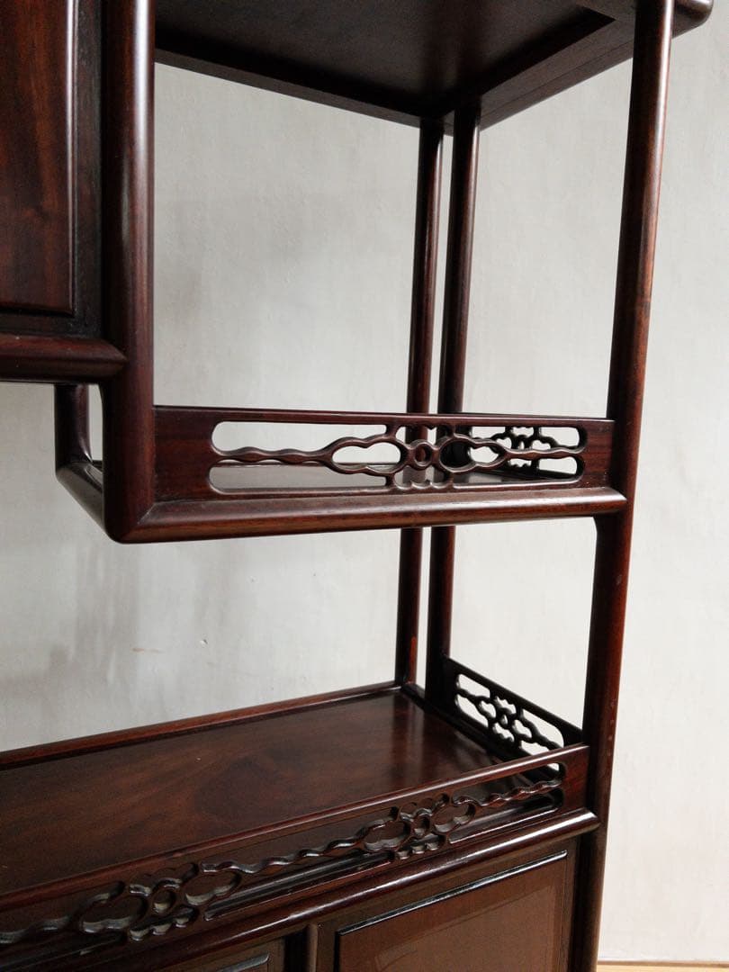 茶箪笥 天然木 茶棚 和風 和室家具 唐草透彫 高級家具 透かし彫り