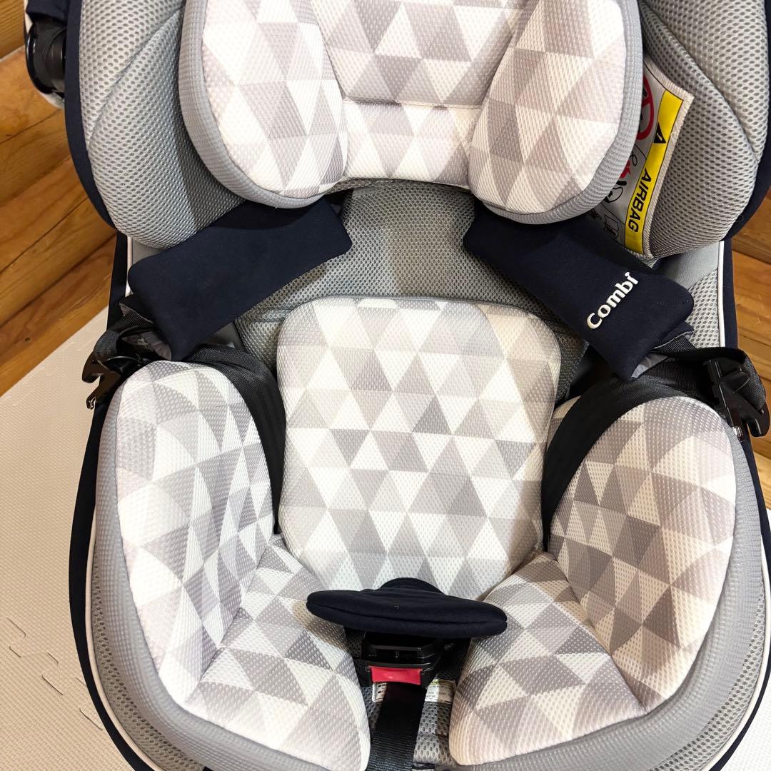 【美品】コンビ クルムーヴ スマート ISOFIX エッグショック JN-570