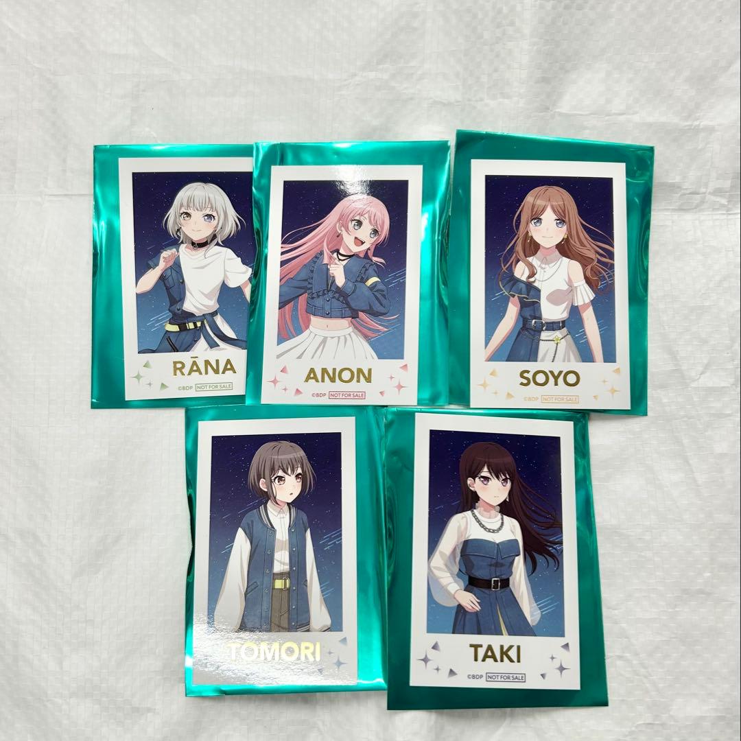 GIGO限定 バンドリ ビッグ缶バッジ カード 全種セット