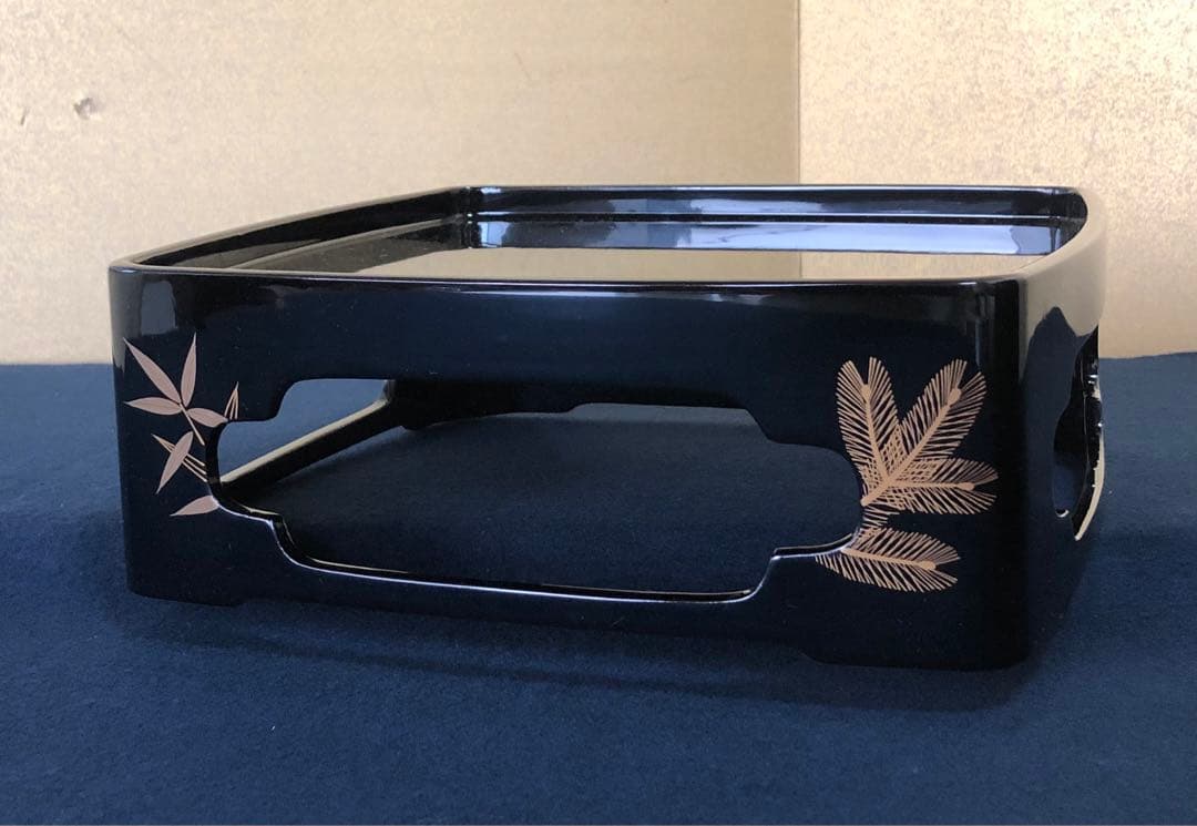 《R》輪島塗 松竹梅蒔絵 四段重 重台付 木箱 251222か2