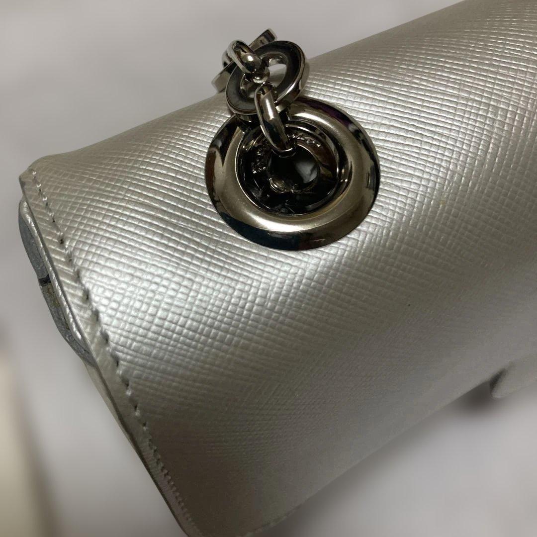 未使用 フェラガモ シルバー チェーン ショルダーバッグ 銀 イタリア製 布袋