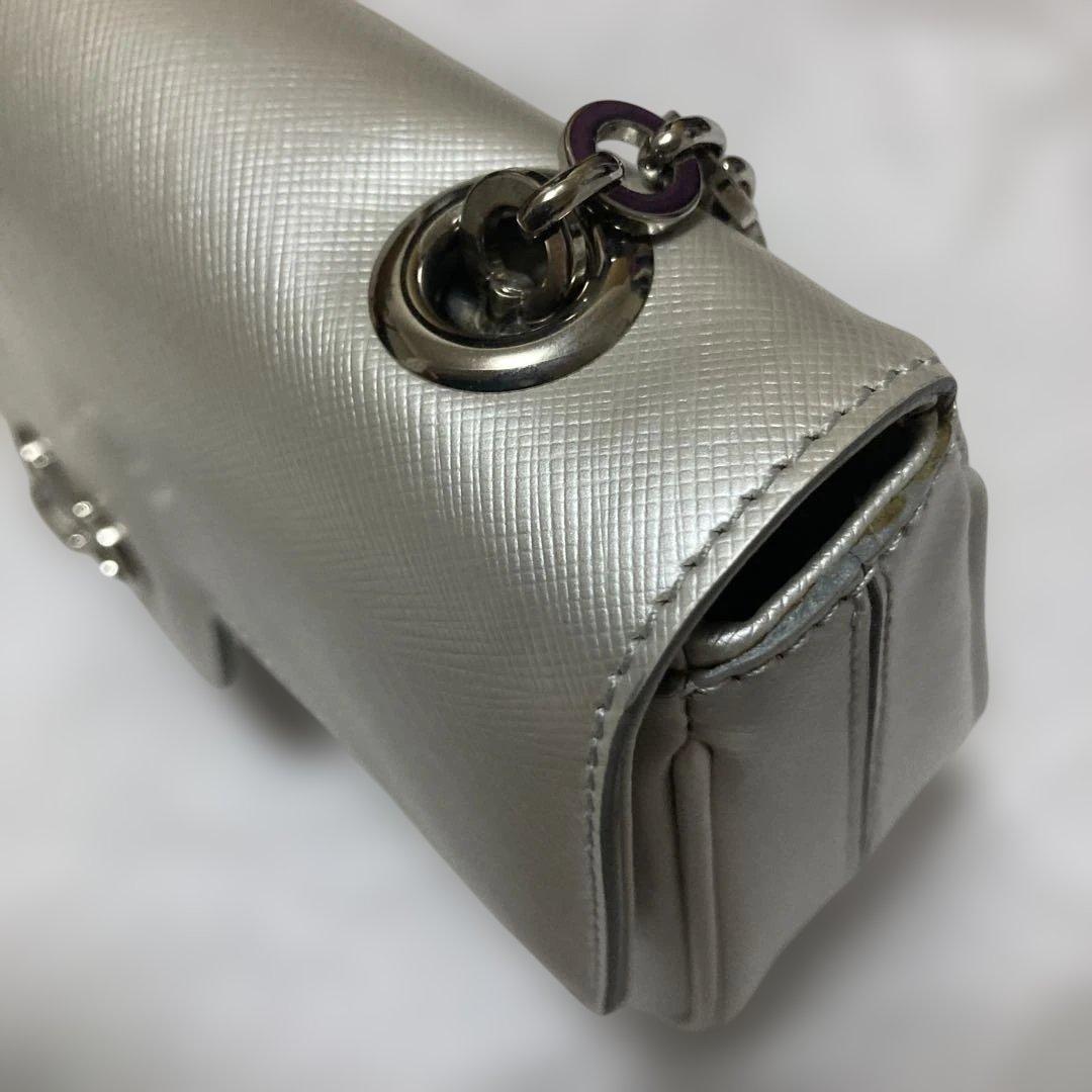 未使用 フェラガモ シルバー チェーン ショルダーバッグ 銀 イタリア製 布袋