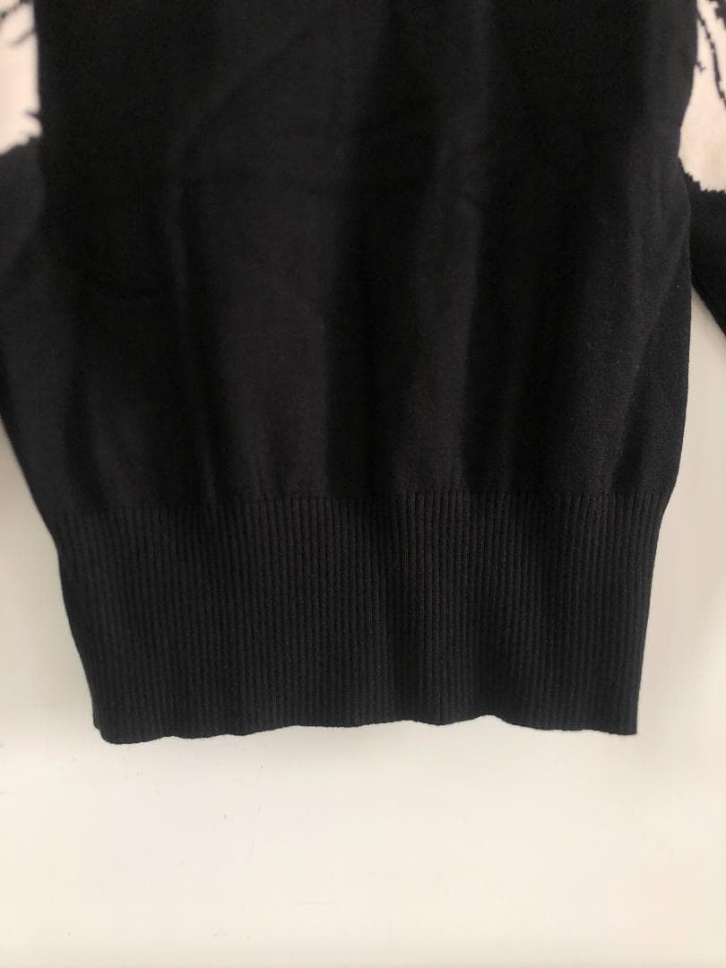 ニットセーター　　ブラック　レディース　おしゃれ 柄　長袖