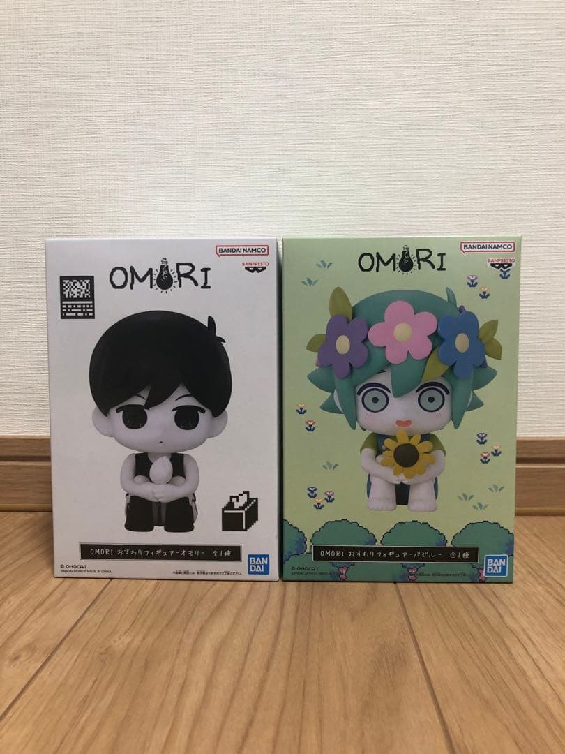 OMORI おすわりフィギュア オモリ バジル 2体セット - メルカリ