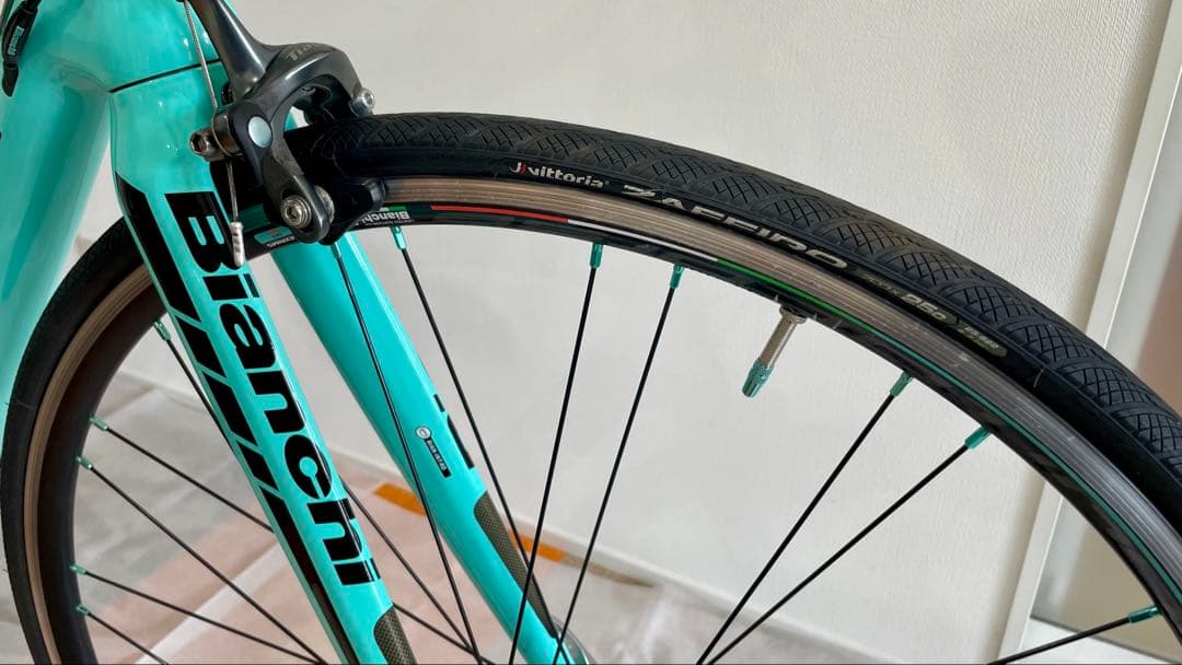 【中古美品】BIANCHI ビアンキ INTENSO 2018 カーボンロード