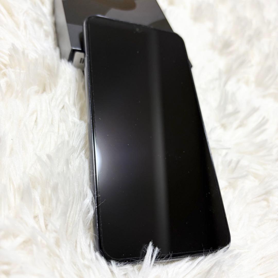 Galaxy S22 SCG13 256GB ファントムブラック フィルム付き