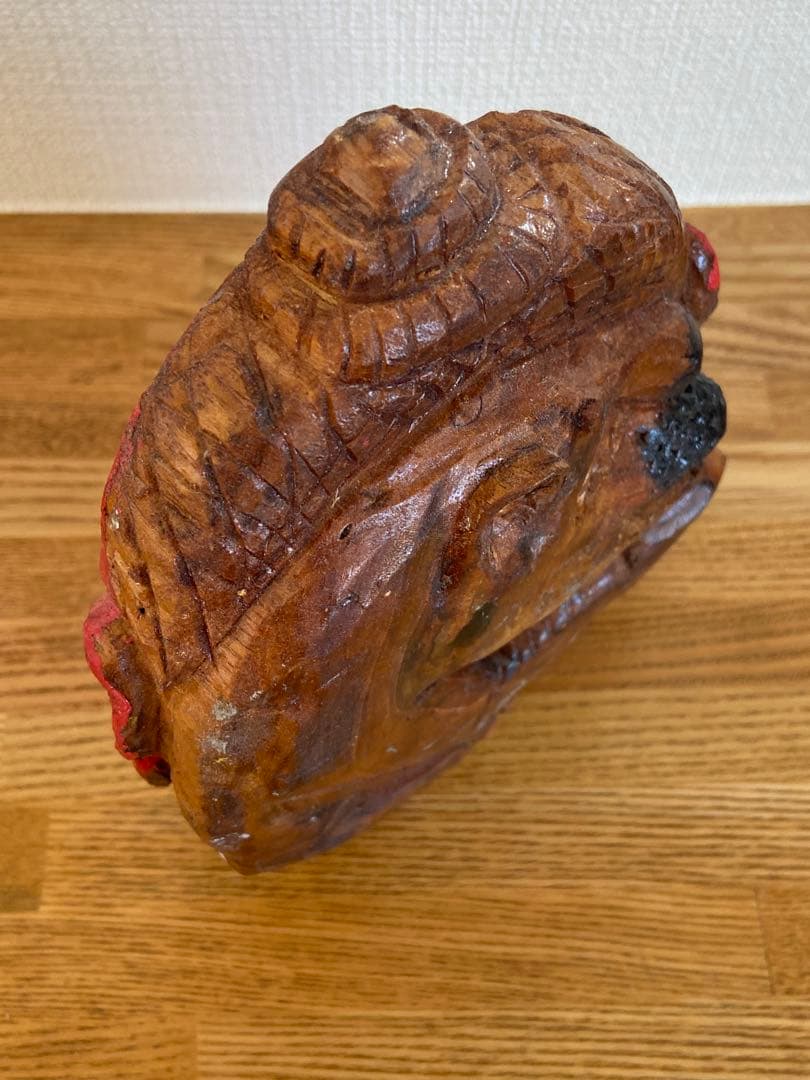 古道具坂田取扱 木彫 熊と赤面 二面像 祭祀仏具 古作 - メルカリ