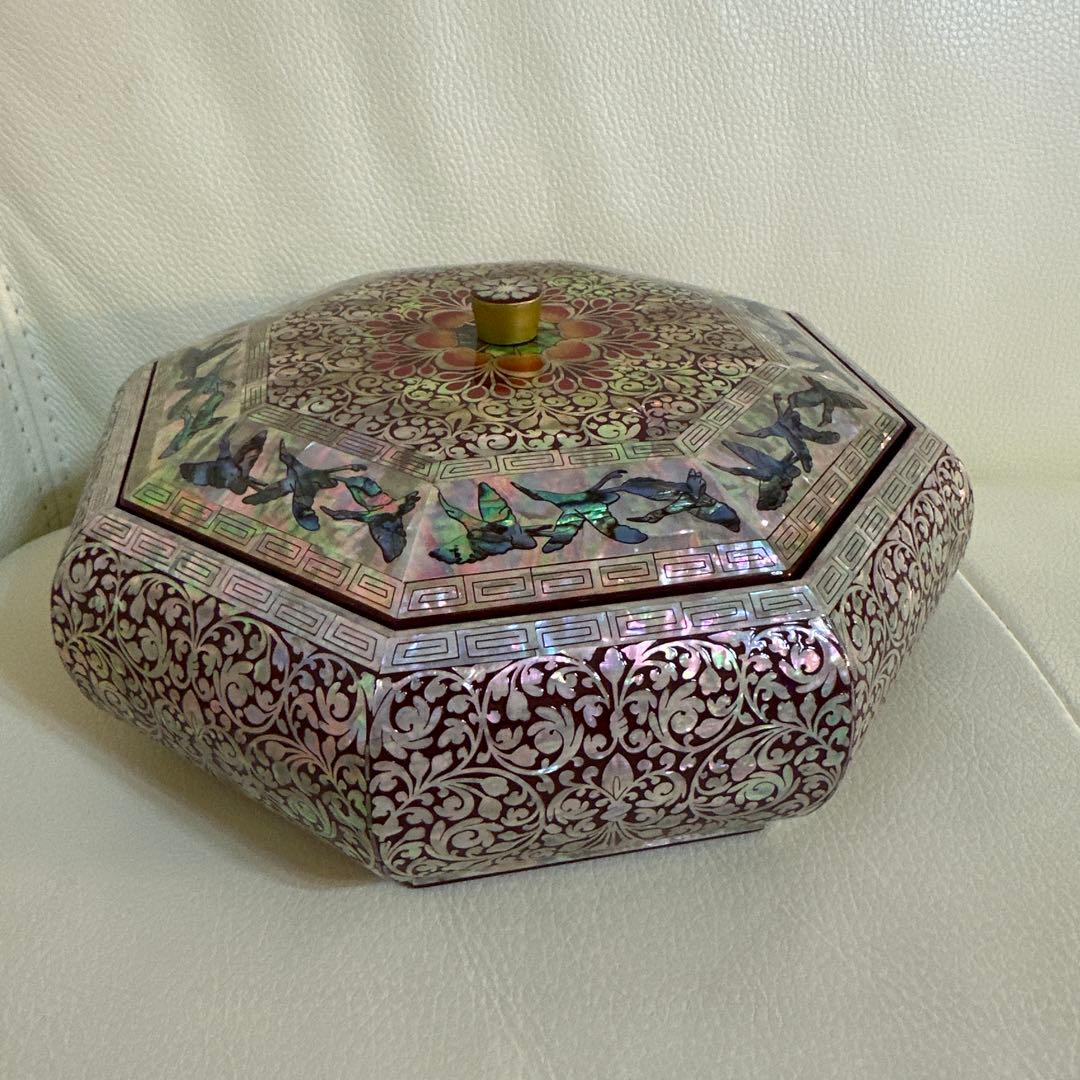 韓国漆器　螺鈿細工　八角菓子器　小物入　宝石箱