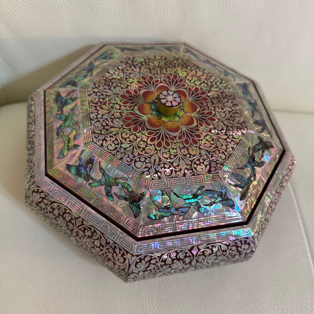 韓国漆器　螺鈿細工　八角菓子器　小物入　宝石箱