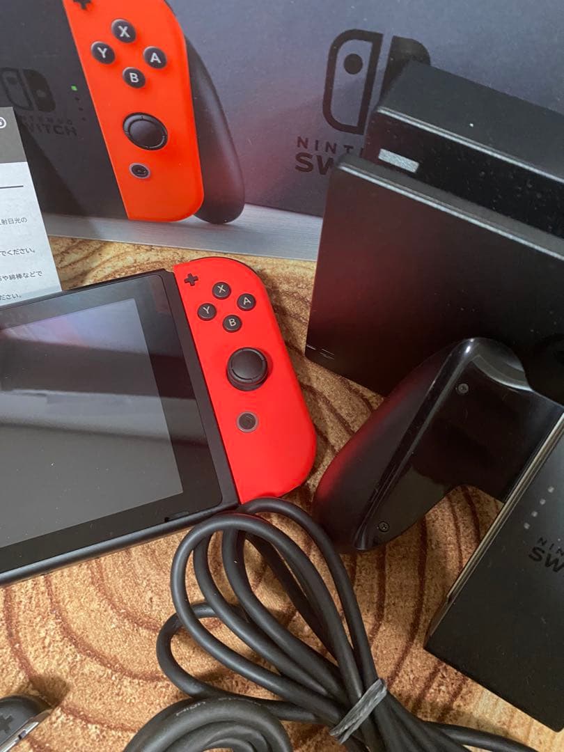 Nintendo Switch ニンテンドースイッチ本体　ネオン 9