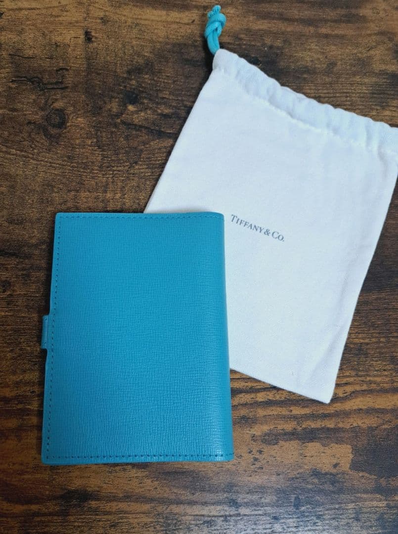 ティファニー ターコイズブルー レザー パスポートケース｜楽天市場