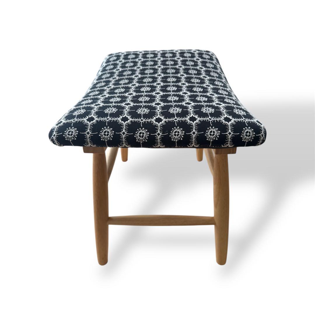 【北欧スタイル】ミナペルホネン生地使用スツール　イス　椅子　オットマン