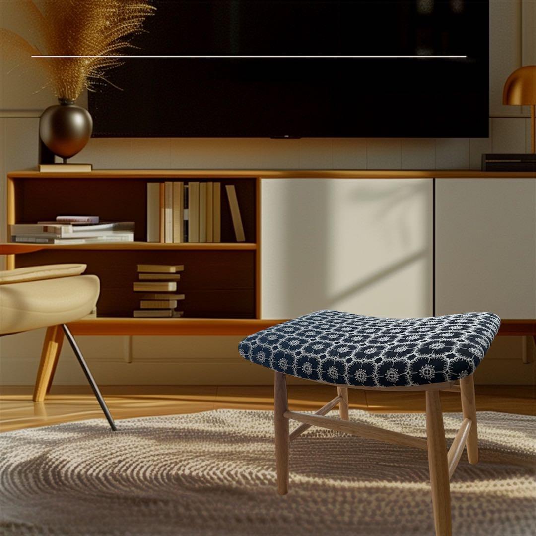 【北欧スタイル】ミナペルホネン生地使用スツール　イス　椅子　オットマン