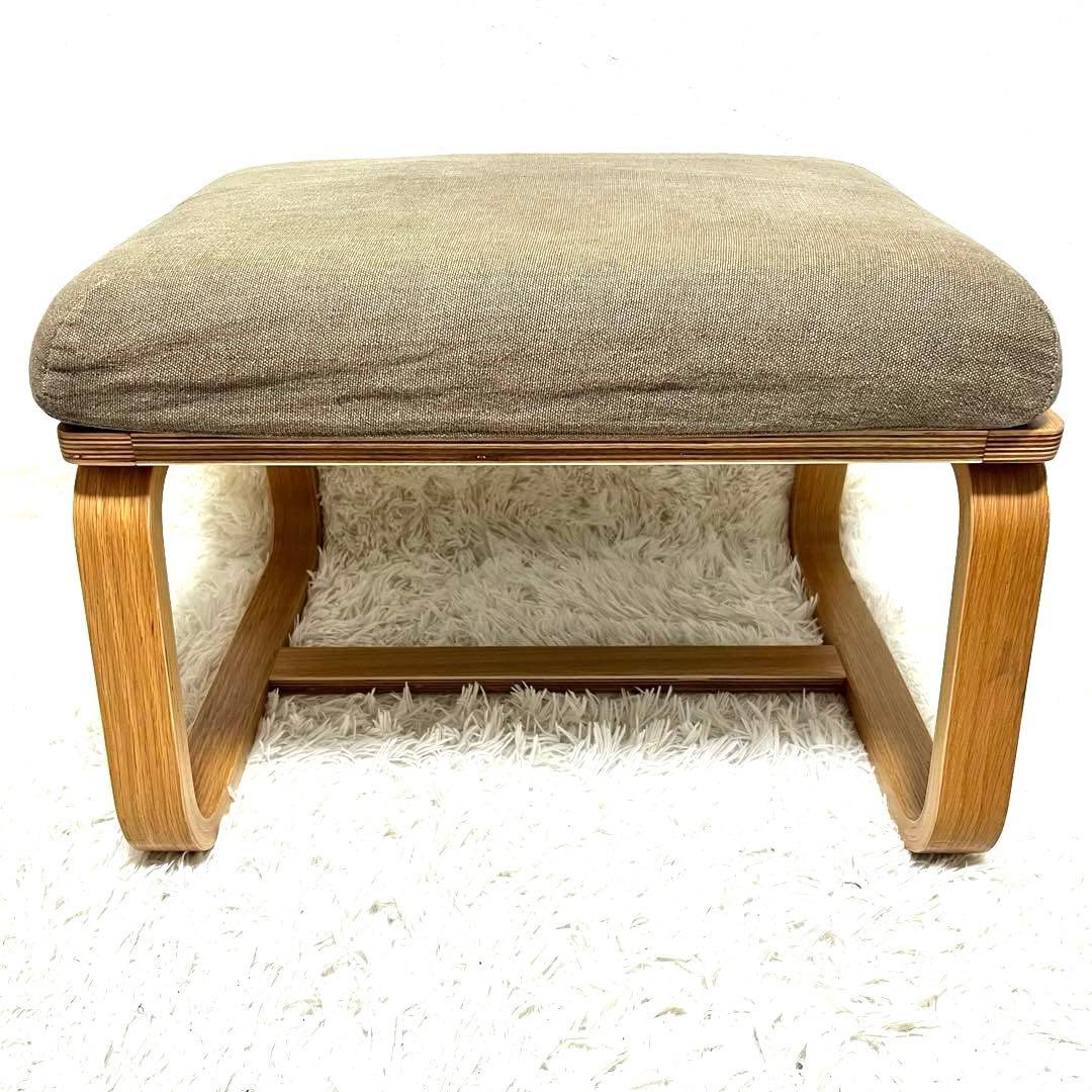 ② 無印良品 リビングでもダイニングでもつかえるベンチ・２・オーク材　オットマン