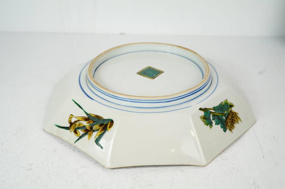 NA3254 九谷名匠【河上龍三】代表傑作 色絵小紋繋海老図八角飾大皿