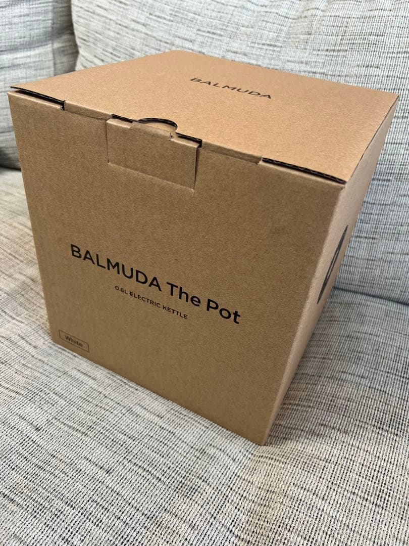 【新品・未使用】バルミューダ　ケトル　ホワイト