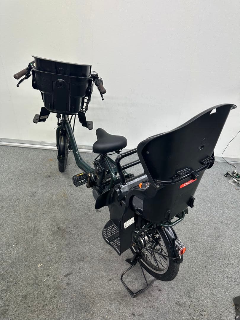 人気な車種　パナソニックギュットアニーズ　3人乗り電動自転車　子供乗せシート付き