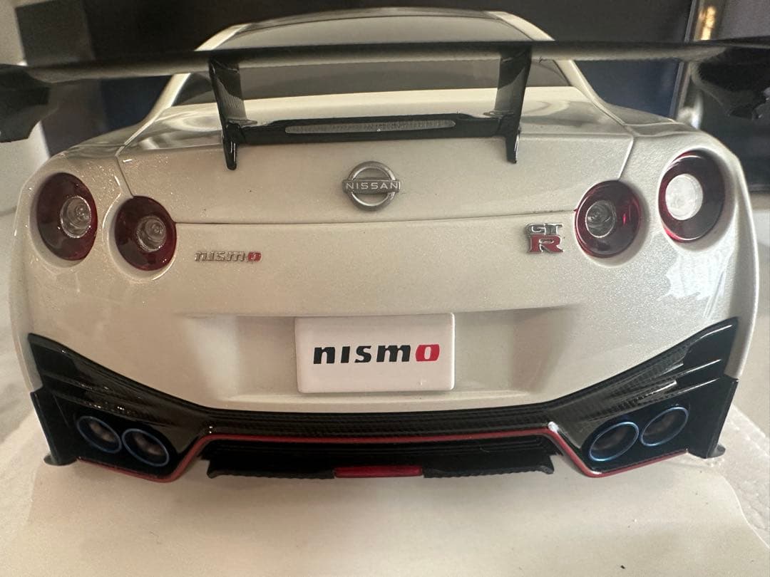 AUTOart オートアート 日産 GT-R R35 オマケあり ミニカー