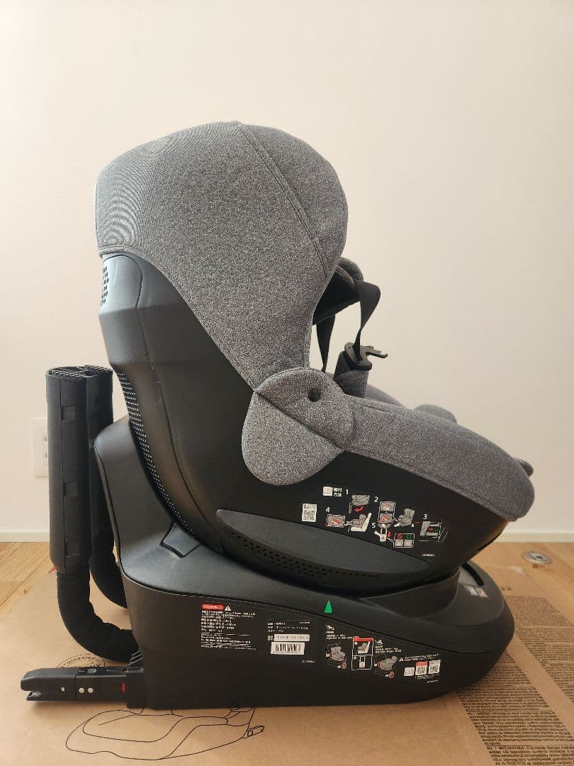 エールベベクルット5 oui　チャイルドシート