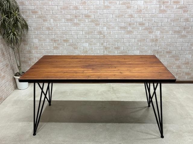 ダイニングテーブル　オーク　レトロ　カフェ風　新品