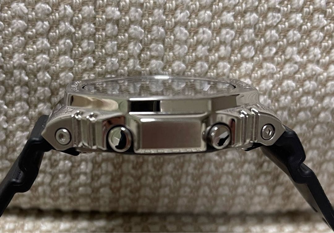 G-SHOCK GM-2100-1AJF 美品