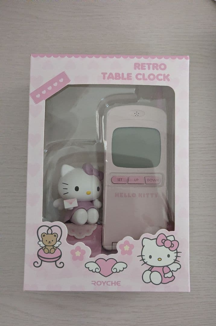 韓国限定モデル　ハローキティ ガラケー形置き時計