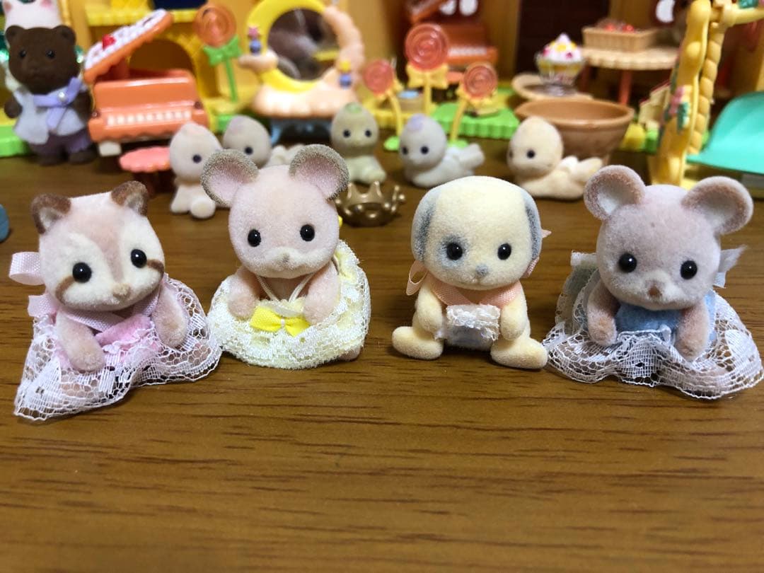 シルバニアファミリーおかしの家 小さな妖精たち 赤ちゃんセット