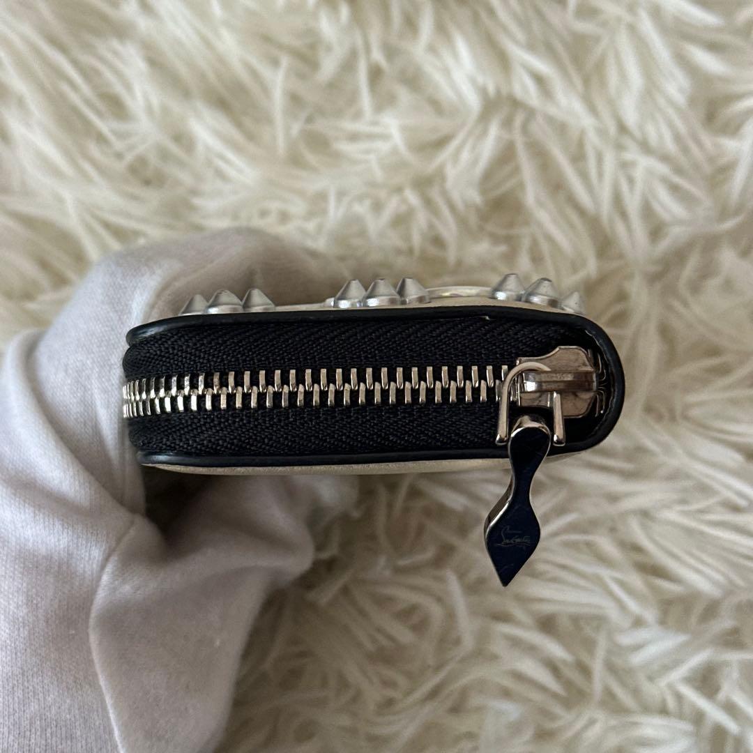 ✨️美品✨️ クリスチャンルブタン スタッズ ケース レザー ベージュ ミニ