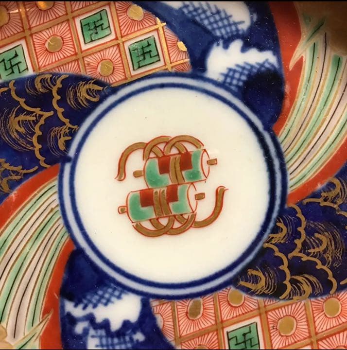 大聖寺伊万里 金襴手 紋章に菊花皿 5寸皿 CYx 大聖寺伊万里 金襴手