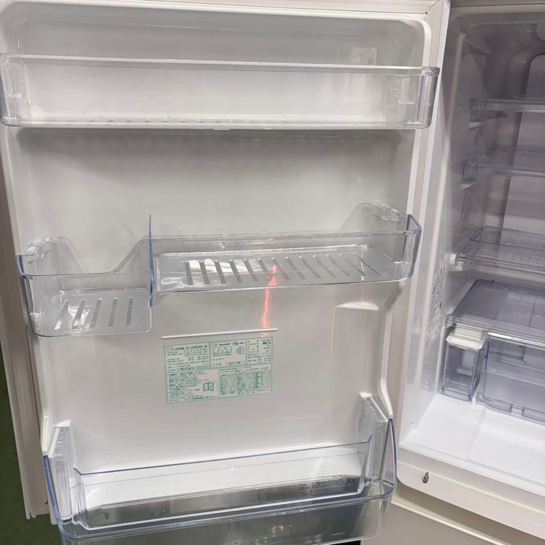 660 SHARP 大型冷蔵庫　どっちもドア　300L強　自動製氷　小型　格安