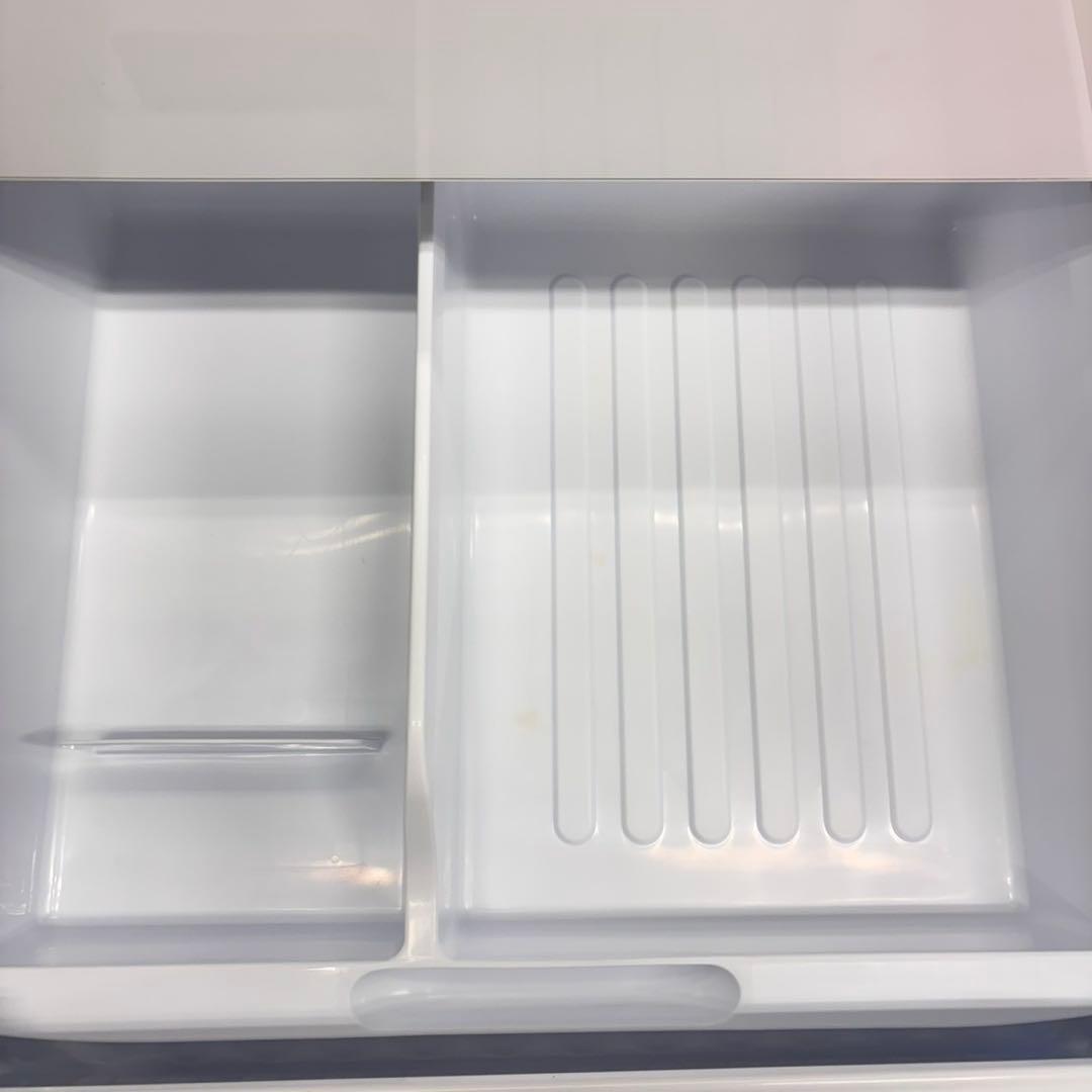 660 SHARP 大型冷蔵庫　どっちもドア　300L強　自動製氷　小型　格安