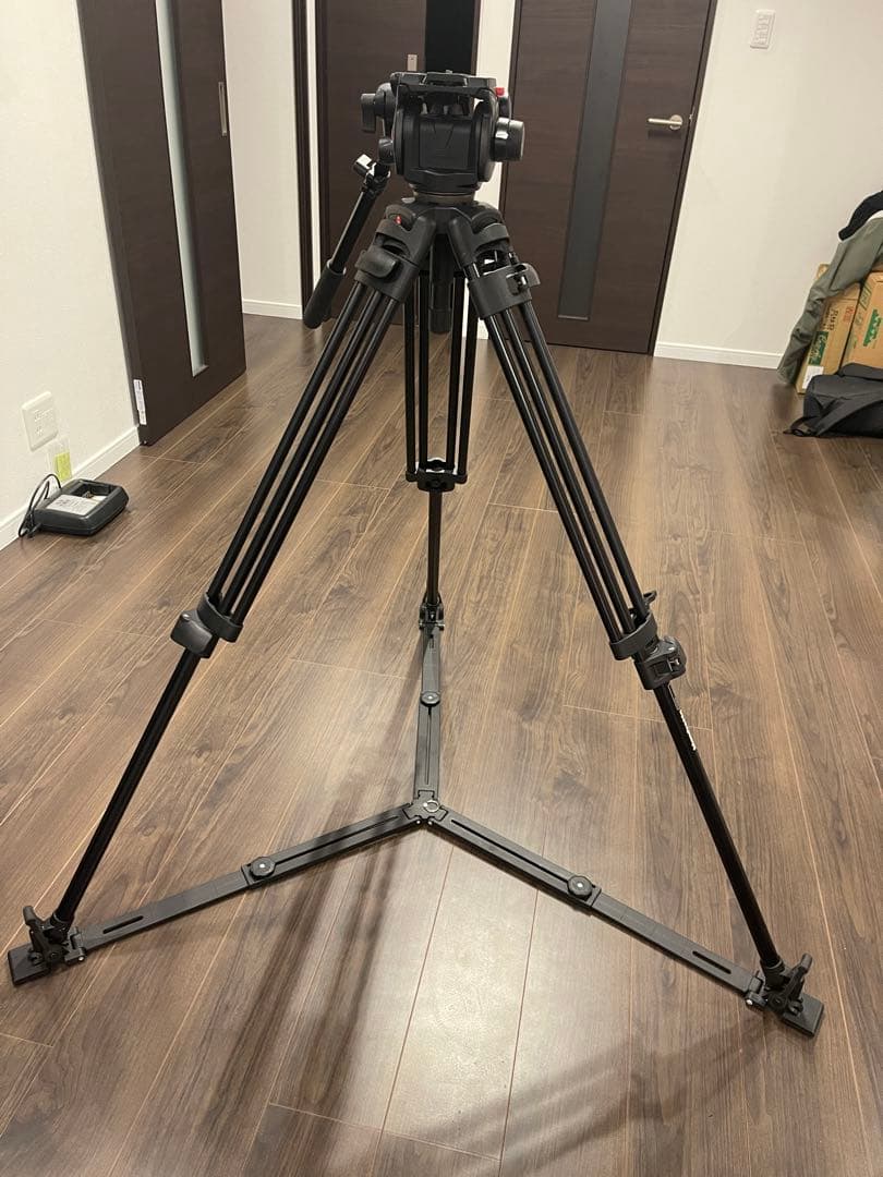 Manfrotto 525MVB 503HDV 雲台付き 三脚　値段交渉可能です