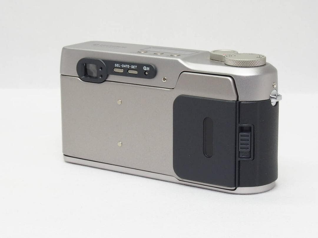 □ほぼ新品□ FUJIFILM KLASSE シルバー 《 スレ無し 使用感無し