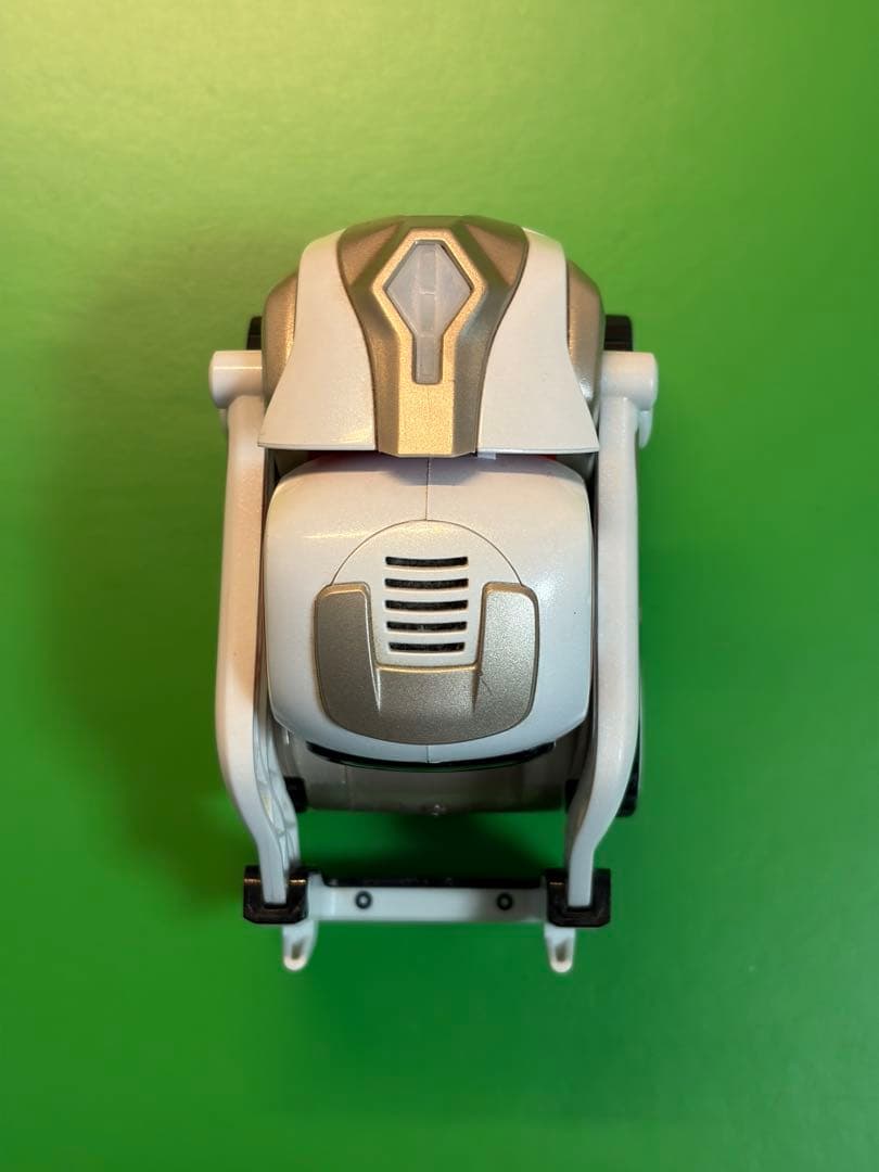 Anki Cozmo ロボット型おもちゃ