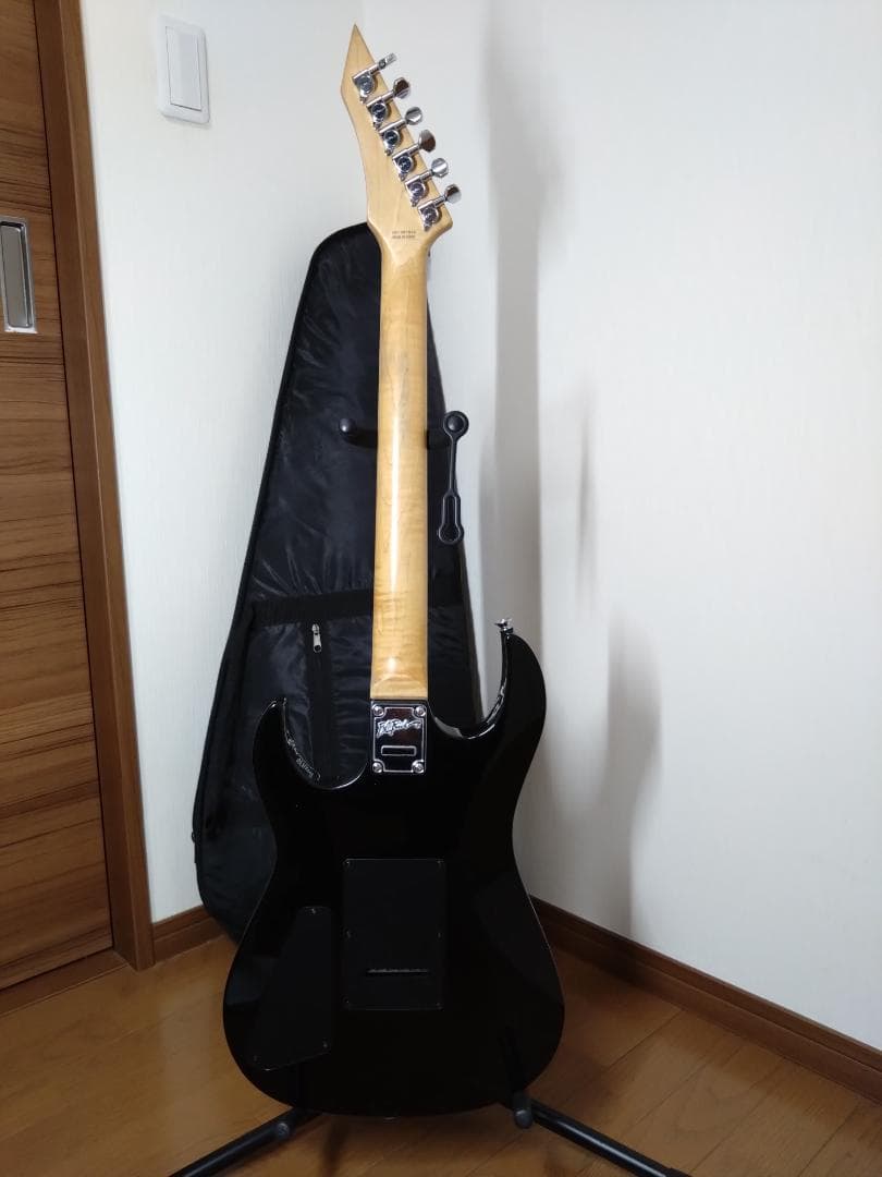 remさん専用】B.C. Rich ASM 1 ブラックラメ入 エレキギター - メルカリ
