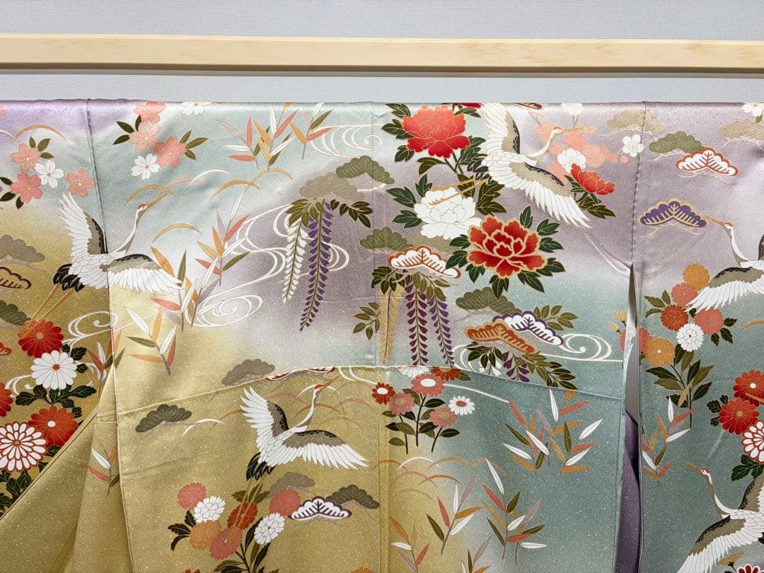 B5 鶴に季節の花々 金彩 正絹 袷 振袖 着物 成人式 K15
