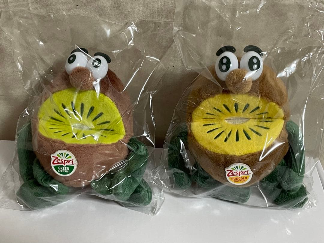 キウイブラザーズ フルーツボウル(陶器)➕ぬいぐるみ2点 キャンペーン当選品