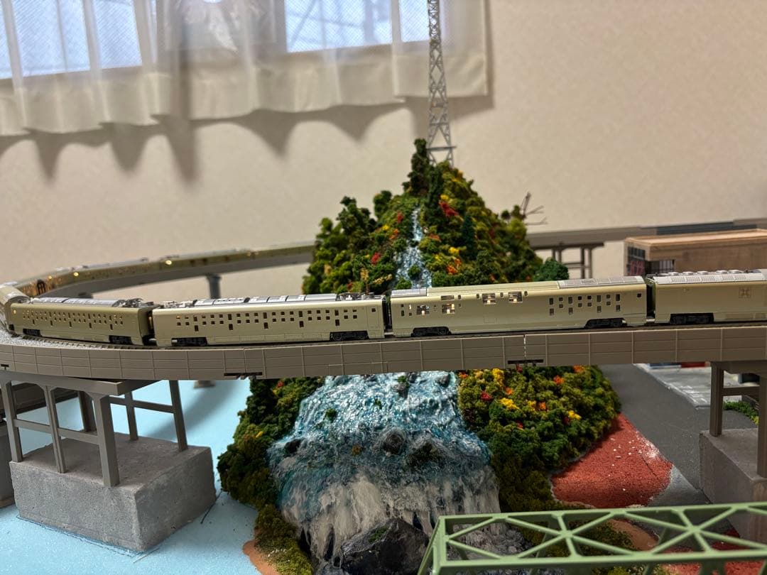 KATO E001形 四季島 Nゲージ　カトー純正室内灯付き