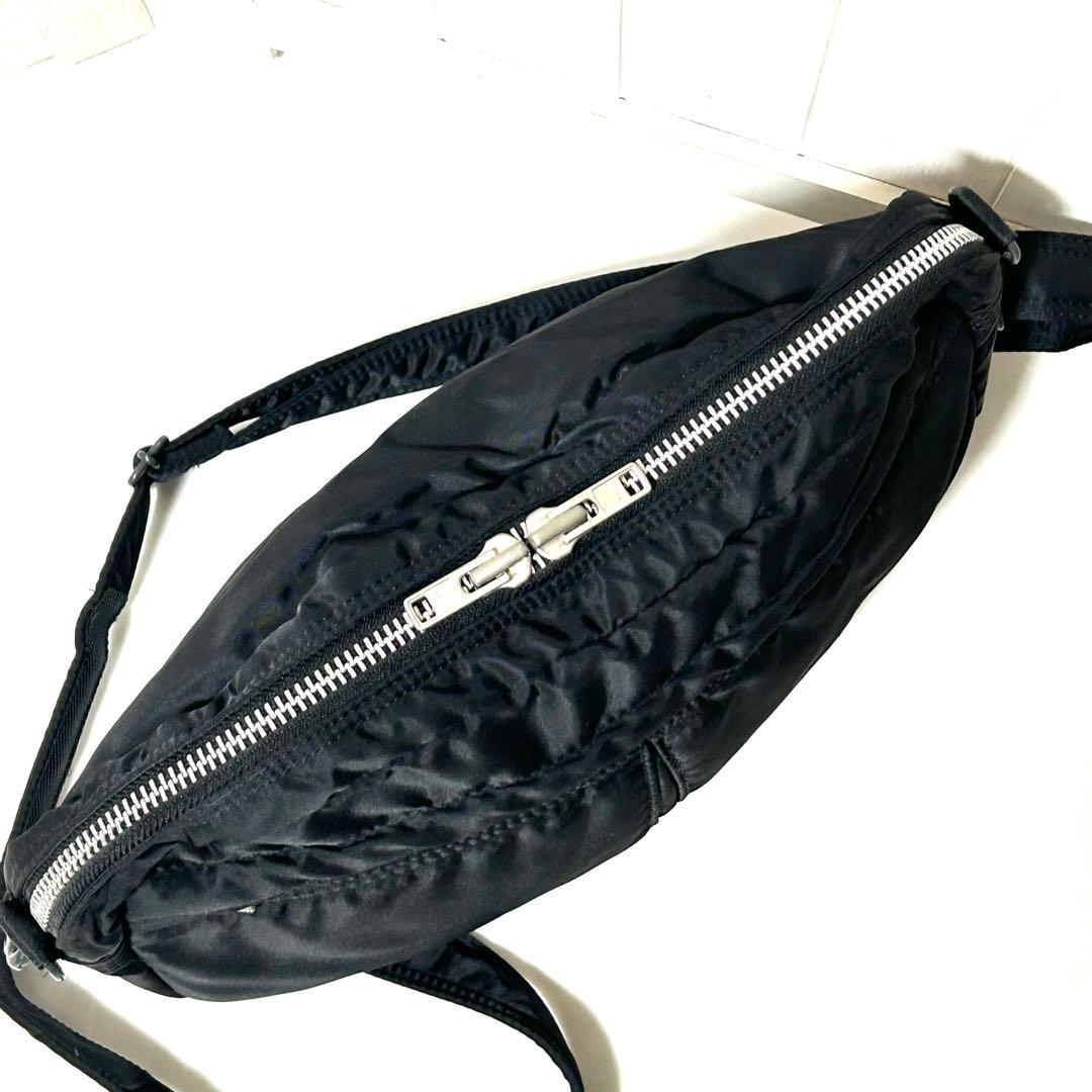 PORTER ポーター タンカー オーバル型 ハーフムーン ショルダーバッグ
