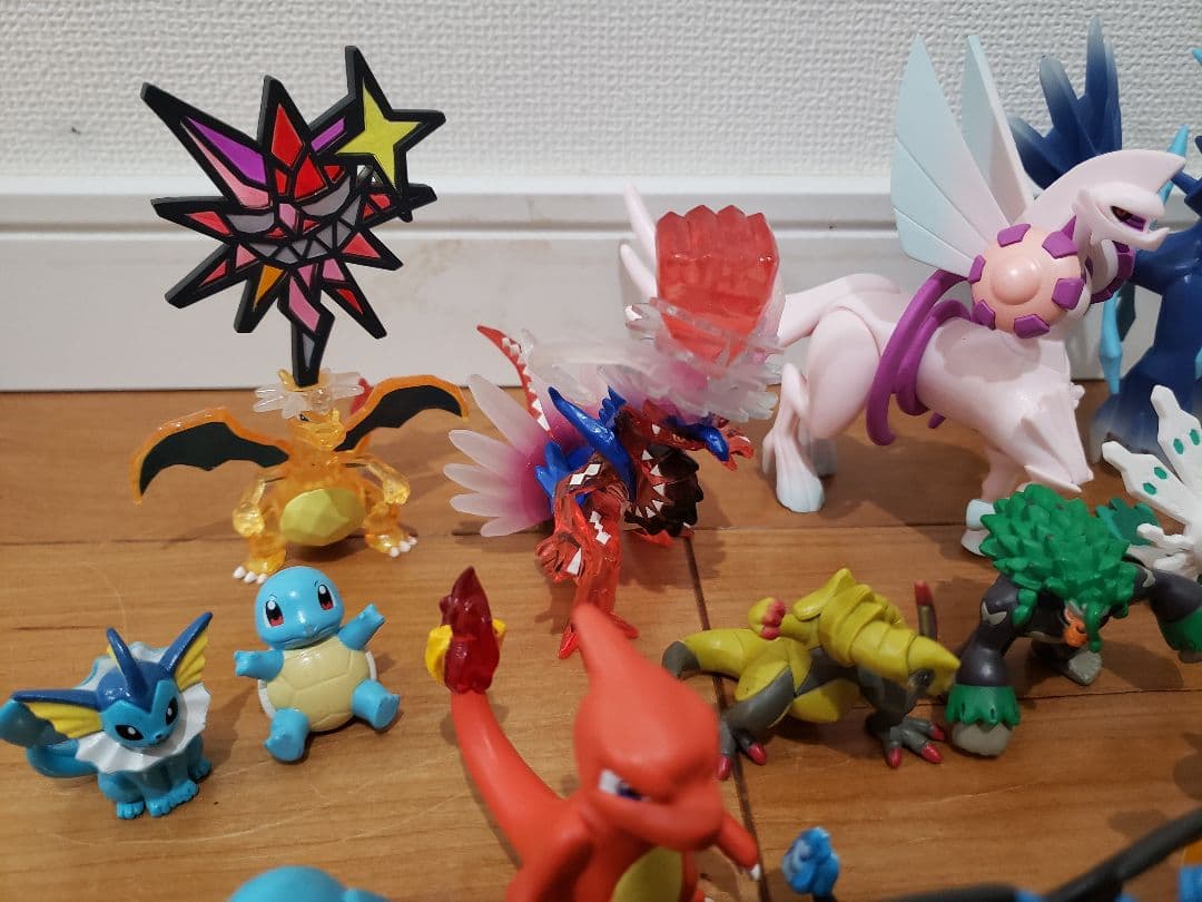 モンコレ 他 45体 まとめ売り 黒いレックウザ リザードンX ピカチュウ