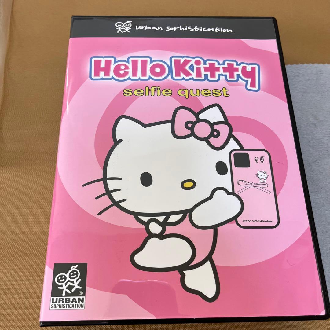 Urban Sophistication × Hello Kittyコラボ - メルカリ