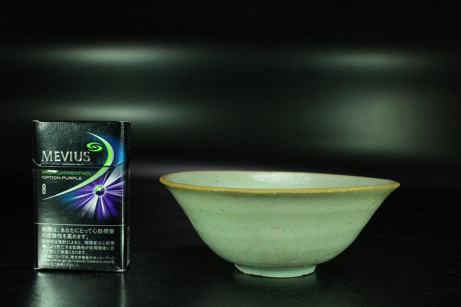 中国美術 青影 刻草紋 碗 茶道具伝来(K-RC995)
