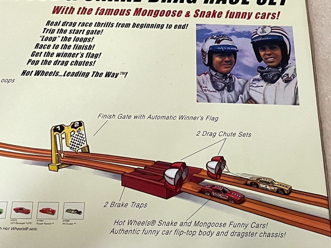 ミニカー Hot Wheels Mon & Snake DragRace Set