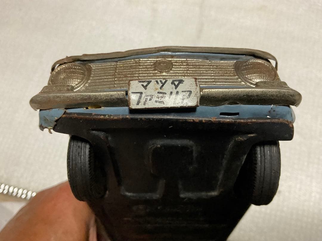 マツダ・ファミリアバン／ブリキカー。【年代不明？箱無し、ミラー取れ】。